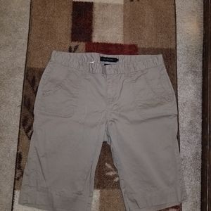 Size 14 calvin klien shorts